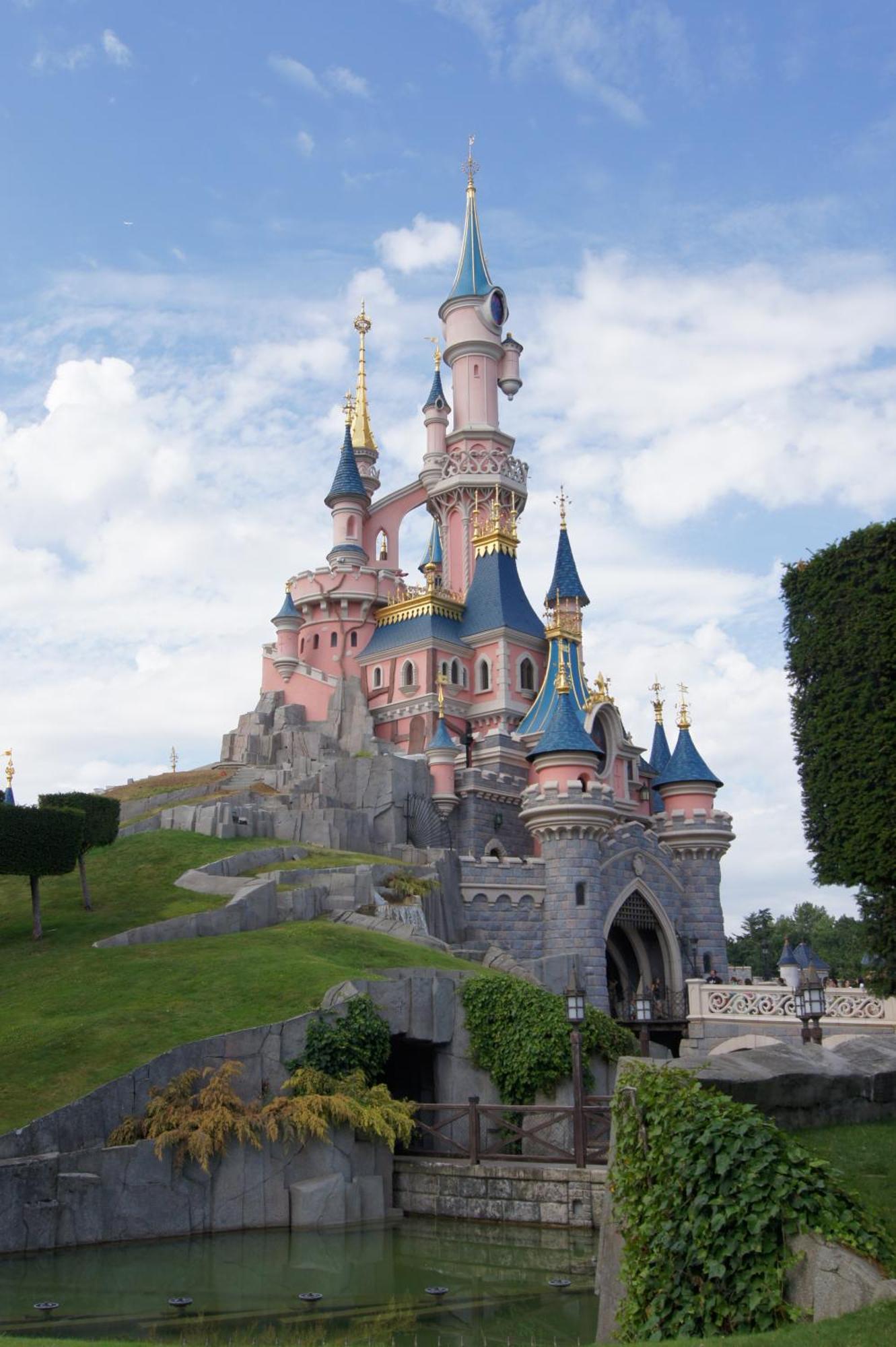 Le Bonheur Charmant *Disney*Paris*Rer A* Bussy-Saint-Georges Extérieur photo